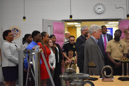 Gov. Rick Snyder visits Ypsilanti Community High School
