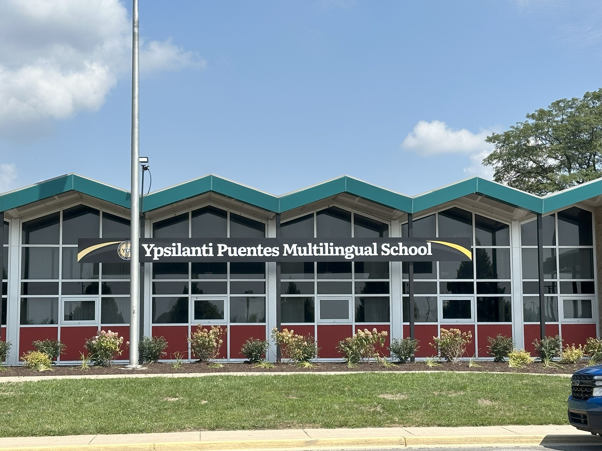 Ypsilanti Puentes Multilingual Schools